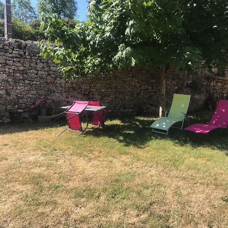 Gite Montalies Sévérac-le-Château Eksteriør billede